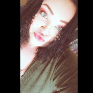 Meet your Posher, Kimberly